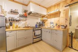 Picture of Stunning Estate for Rent – Just 10 Minutes from Waterloo