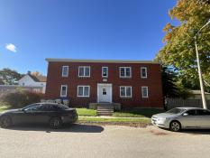 Seaforth - Bright & Spacious 1-Bedroom Unit