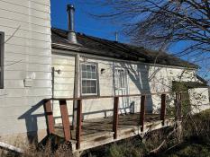 Picture of Lindsay - Updated Country Home