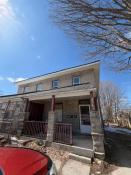 Wingham - Newly Renovated Upper Unit