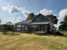 Picture of Charming 4 Bedroom Century Home for Rent