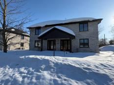 Picture of Brussels 4 Plex on Albert St.