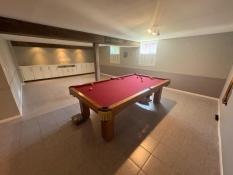 Picture of Spacious Brick Bungalow with Pool & Barns