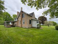 Picture of 5 Bedroom West Grey Country Home