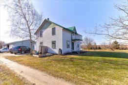 Picture of Wellesley Farmhouse and Outbuildings