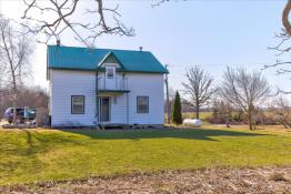 Wellesley Farmhouse and Outbuildings