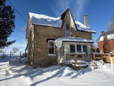 Holstein - Charming 3-Bedroom