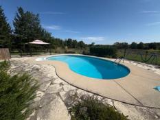 Picture of Spacious Brick Bungalow with Pool & Barns
