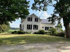 Charming 4 Bedroom Century Home for Rent