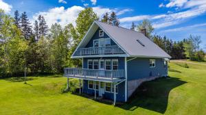 Picture of Wheatley River, PEI - Charming 3-Storey, 3 Bedroom Home with Walkout Basement & Balcony