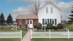Tara Executive Country Home