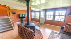 Picture of Wheatley River, PEI - Charming 3-Storey, 3 Bedroom Home with Walkout Basement & Balcony