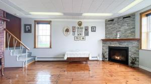 Picture of Tara Executive Country Home