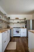 Picture of Serene Countryside Retreat – 2 Bedroom, 1 Bathroom Home