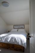 Picture of Serene Countryside Retreat – 2 Bedroom, 1 Bathroom Home