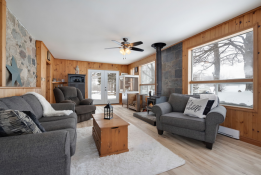 Picture of Holstein - Beautiful Renovated Stone Schoolhouse