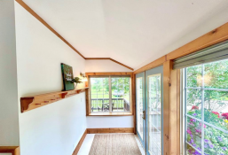 Picture of Amaranth - Charming Farmhouse Near Shelburne & Orangeville