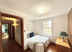 Picture of Amaranth - Charming Farmhouse Near Shelburne & Orangeville