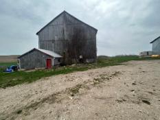 Picture of Barn and small paddock, near Tara