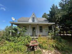 Charming Country Home with Scenic Views