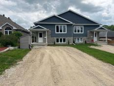 Palmerston Bright & Modern 3-Bedroom Lower Unit